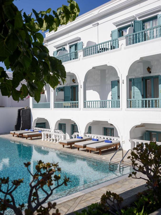 Armonia Hotell Kamári Exteriör bild